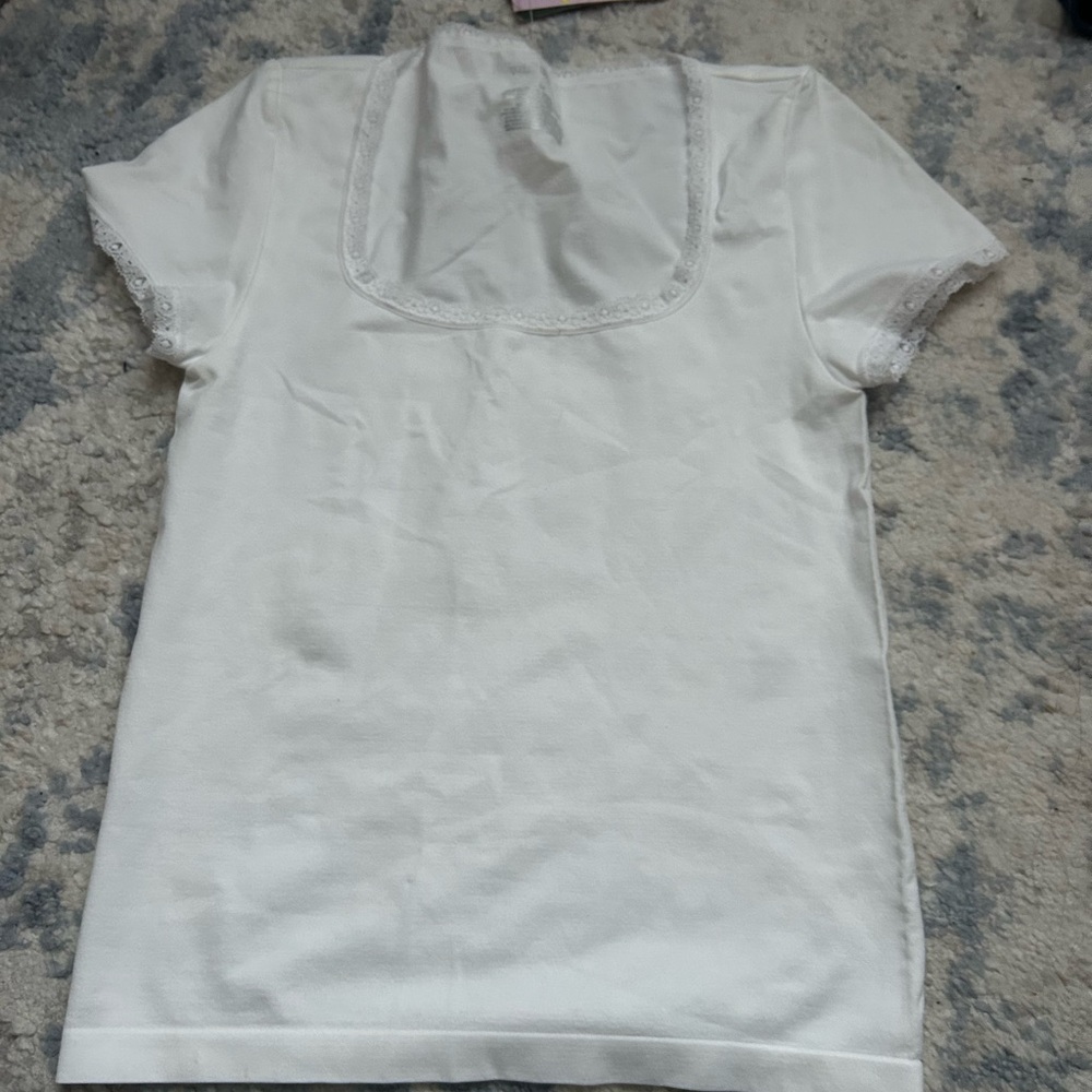 Wild Fable White Lace Trim Short Sleeve Top